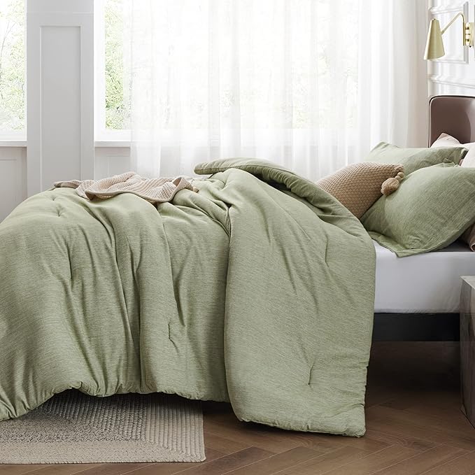Bedsure Twin/Twin XL Comforter Set - Olive Green Soft Bedding for All Seasons, Cationic Dyed Bed Set, 2 Pieces, 1 Twin Size Comforter (68"x88") and 1 Pillow Sham (20"x26"+2")