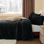 BEDELITE Fleece Oversized Queen Comforter Set -Super Soft & Warm Fluffy Black Bedding, Luxury Fuzzy Heavy Bed Set for Winter with 2 Pillow Cases