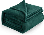 Bedsure GentleSoft Fleece Blankets Queen Size Emerald Green - Bed Blanket Soft Lightweight Plush Fuzzy Cozy Luxury Microfiber, 90x90 inches