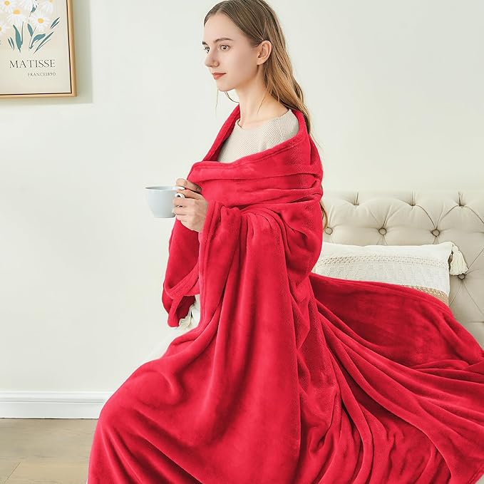 BEDELITE Fleece Blankets Queen Size Red Throw Blankets for Bed, Luxury Plush Cozy Fuzzy Blanket 90x90 inches, Super Soft Warm Lightweight Throw Blanket All Seasons Suitable