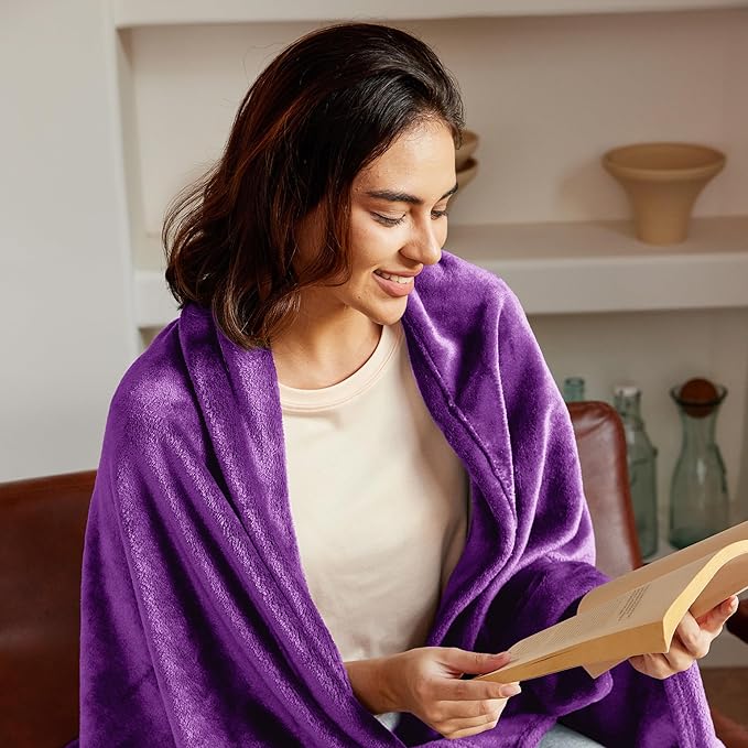 Exclusivo Mezcla Extra Large Fleece Throw Blanket for Couch, Sofa, 300GSM Super Soft and Warm Blankets, Purple Throw All Season Use, Cozy, Plush, Lightweight, 50x70 Inches