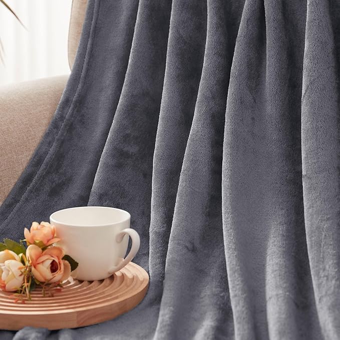 Exclusivo Mezcla Extra Large Fleece Throw Blanket for Couch, Sofa, 300GSM Super Soft and Warm Blankets, Grey Throw All Season Use, Cozy, Plush, Lightweight, 50x70 Inches