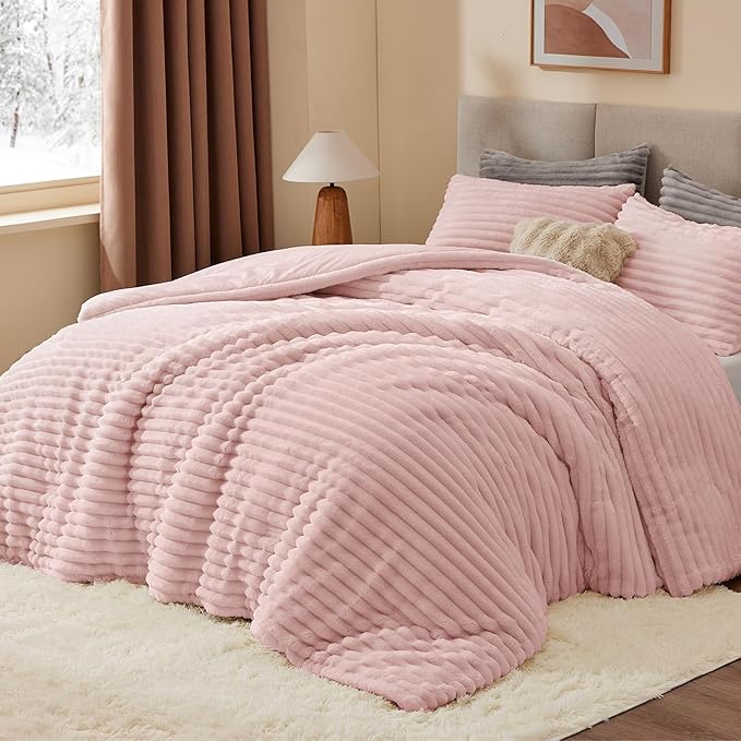 BEDELITE Fleece Full Comforter Set -Super Soft & Warm Fluffy Pink Bedding, Luxury Fuzzy Heavy Bed Set for Winter with 2 Pillow Cases