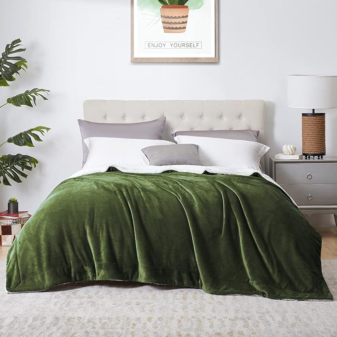 Walensee Sherpa Fleece Blanket (Throw Size 50”x60” Olive Green) Plush Throw Fuzzy Super Soft Reversible Microfiber Flannel Blankets for Couch, Bed, Sofa Ultra Luxurious Warm and Cozy for All Seasons