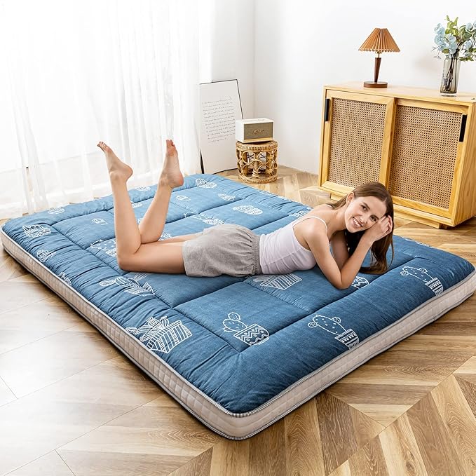 MAXYOYO Grey Cactus Pattern Full Size Futon Mattress, Quilted Bed Mattress Topper, Extra Thick Folding Sleeping Pad, Breathable Floor Lounger, Guest Bed for Camping, Couch
