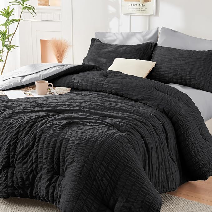 HYMOKEGE Black/Light Grey California King Comforter Set Seersucker 7 Pieces, All Season Luxury Bed in a Bag for Bedroom, Bedding Set with Comforter, Sheets, Pillowcases & Shams