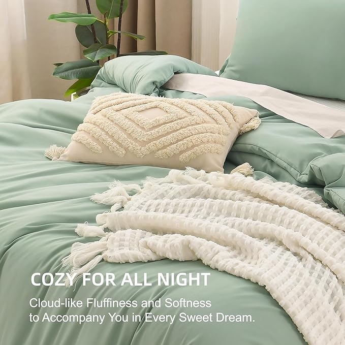 Litanika Comforter Full Size Set Sage Green, 3 Pieces Lightweight Bed Set, Solid Bedding Comforters Sets, Soft All Season Down Alternative Quilt Blanket