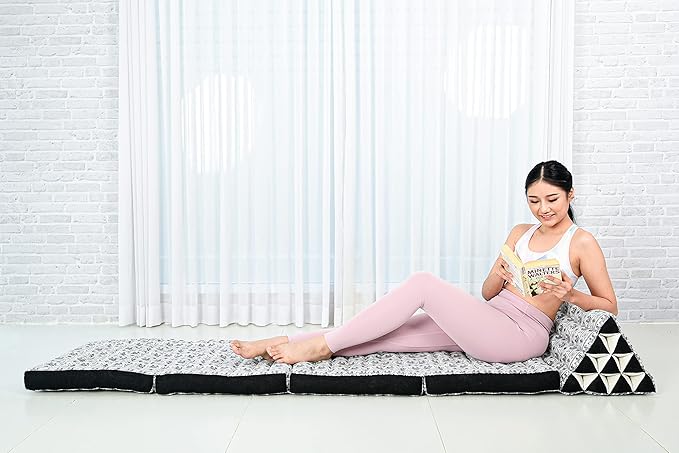 Leewadee Comfortable Japanese Floor Mattress - Thai Floor Bed with Triangle Cushion - Futon Mattress - XL Extra Long Thai Massage Mat, 89 x 20 inches, Black White, Kapok Filling