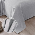 Exclusivo Mezcla Fleece Blanket King Size for Bed, Super Soft and Warm, All Season Use, Cozy, Plush, Lightweight, 90x104 Inches, Light Grey