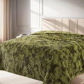 Richave Twin Size Fleece Blanket,Premium Lightweight Anti-Static 66x90 Inches 3D Clouds Stylish Jacquard Velvet Plush Bed Blanket for Twin/Twin XL Extra Long Bed, Tie-dye Olive Green