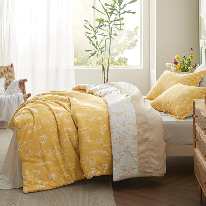 Bedsure Twin/Twin XL Comforter Set - Yellow Bed Set, 2 Pieces Cute Floral Bedding, 1 Soft Reversible Botanical Flowers Comforter and 1 Pillow Sham