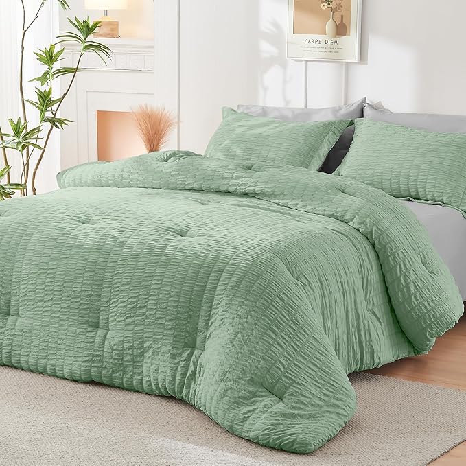 HYMOKEGE Sage Green/Light Grey Twin Comforter Set Seersucker 5 Pieces, All Season Luxury Bed in a Bag for Bedroom, Bedding Set with Comforter, Sheets, Pillowcase & Sham