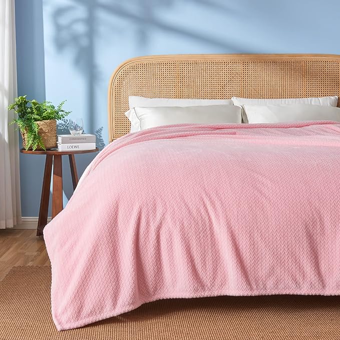 NEWCOSPLAY Super Soft King Blanket Pink Premium Silky Flannel Fleece Leaves Pattern Lightweight Bed Blanket All Season Use (Pink, King(90"x110"))