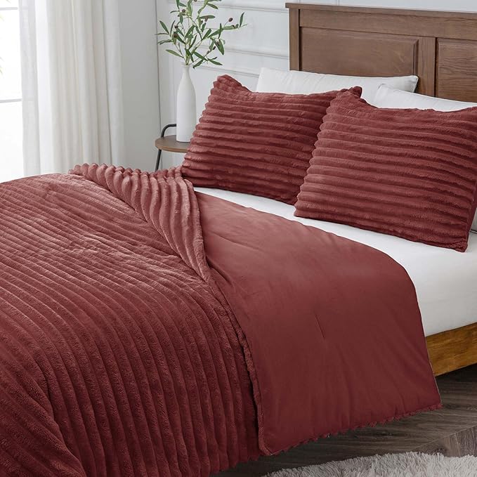 BEDELITE Fleece Queen Comforter Set -Super Soft & Warm Fluffy Burgundy Bedding, Luxury Fuzzy Heavy Bed Set for Winter with 2 Pillow Cases