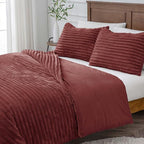 BEDELITE Fleece Queen Comforter Set -Super Soft & Warm Fluffy Burgundy Bedding, Luxury Fuzzy Heavy Bed Set for Winter with 2 Pillow Cases