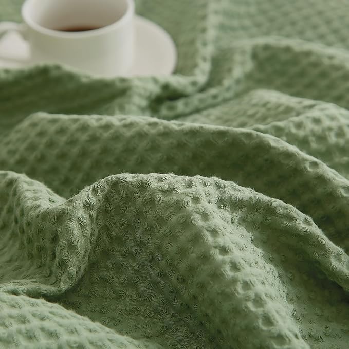 PHF 100% Cotton Waffle Weave Throw Blanket，Pre-Washed Snag Proof Lightweight Breathable Moisture-Wicking for Layering in Cold Weather for Couch Bed,Machine Washable,Home Decor Gift-Loden Green