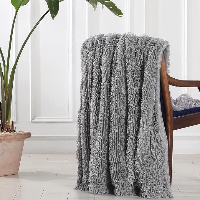 Tuddrom Decorative Extra Soft Faux Fur Throw Blanket 50"x60",Solid Lightweight Fuzzy Reversible Long Hair Shaggy Blanket,Fluffy Cozy Plush Mink Fleece Comfy Microfiber Blanket for Couch Sofa Bed, Grey