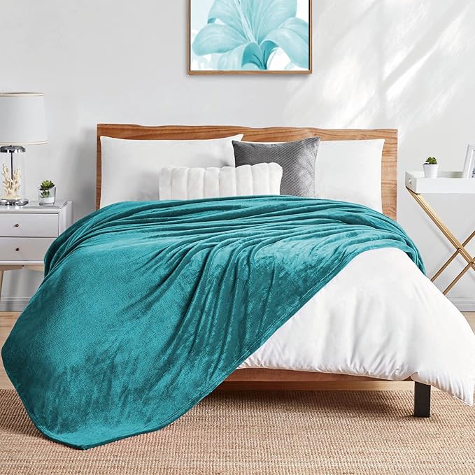 Walensee Fleece Blanket Plush Throw Fuzzy Lightweight (Twin Size 60x80 Teal) Super Soft Microfiber Flannel Blankets for Couch, Bed, Sofa Ultra Luxurious Warm and Cozy for All Seasons