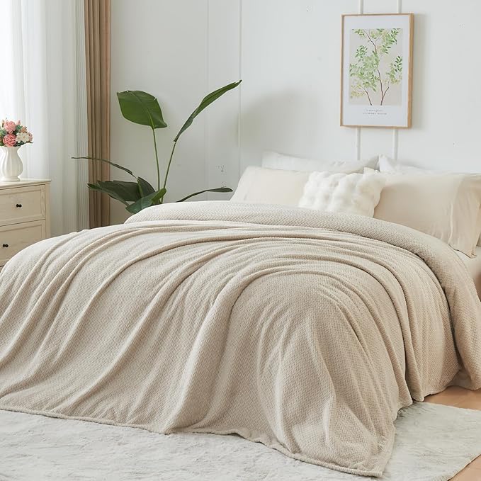 NEWCOSPLAY Super Soft Queen Blanket Linen Premium Silky Flannel Fleece Leaves Pattern Lightweight Bed Blanket All Season Use (Linen, Queen(90"x90"))