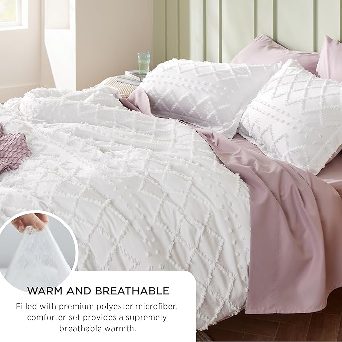 Bedsure Queen Comforter Set - Olive Green Comforter, Boho Tufted Shabby Chic Bedding for Kids, 3 Pieces Vintage Farmhouse Bed Set for All Seasons, Fluffy Soft Bedding with 2 Pillow Shams