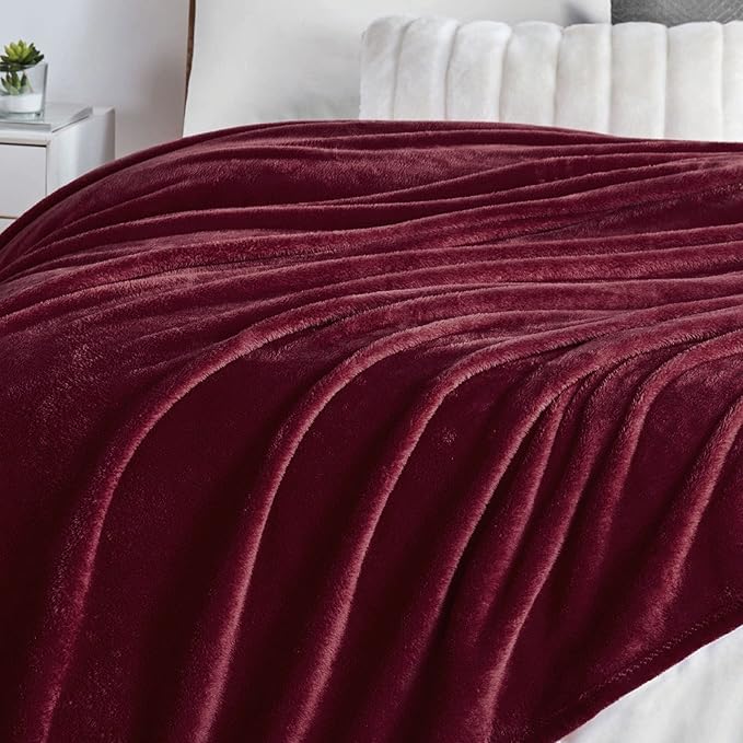 Walensee Fleece Blanket Plush Throw Fuzzy Lightweight (King Size 108x90 Wine) Super Soft Microfiber Flannel Blankets for Couch, Bed, Sofa Ultra Luxurious Warm and Cozy for All Seasons