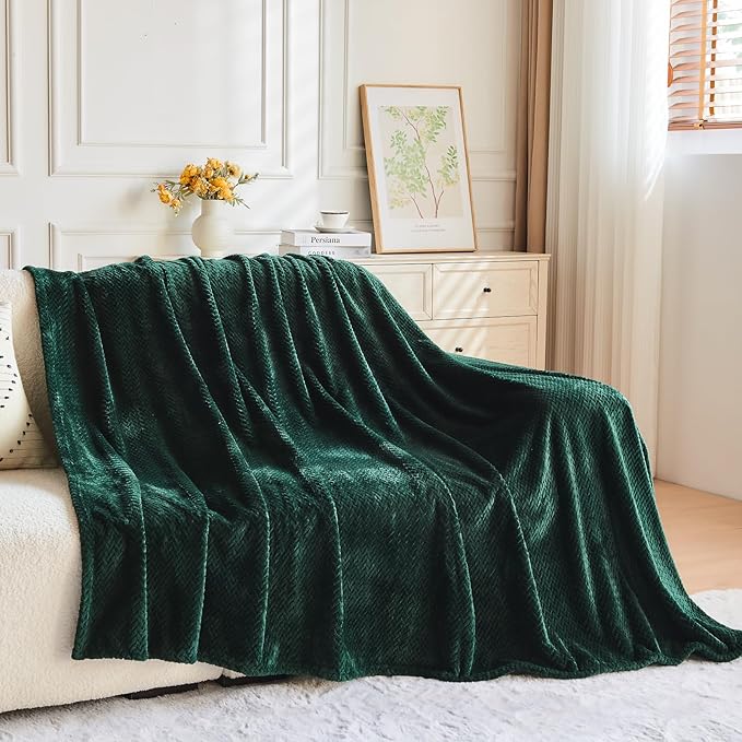 NEWCOSPLAY Super Soft Throw Blanket Forest Green Premium Silky Flannel Fleece Leaves Pattern Lightweight Bed Blanket All Season Use (Forest Green, Throw(50"x60"))