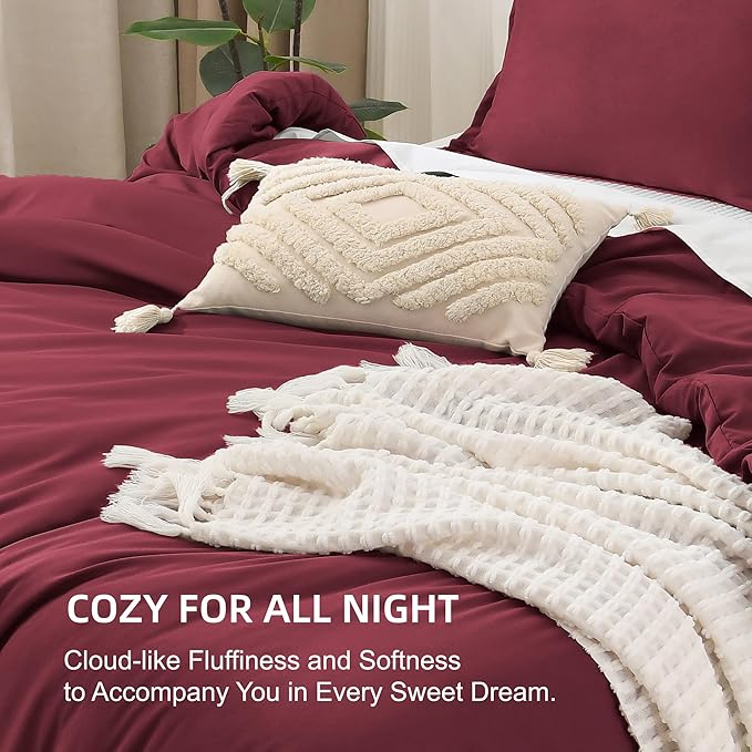 Litanika Burgundy Red Comforter Set Full Size, 3 Pieces Lightweight Solid Bedding Comforter Set, All Season Fluffy Bed Set (79x90In Comforter & 2 Pillowcases)
