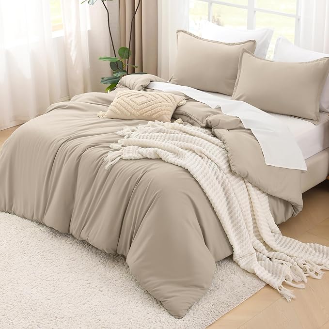 Litanika Oversized King Comforters Khaki Super King Plus Size, 3 Pieces Lightweight Solid Bedding Comforter Set, All Season Fluffy Bed Set (128x120In Comforter & 2 Pillowcases)