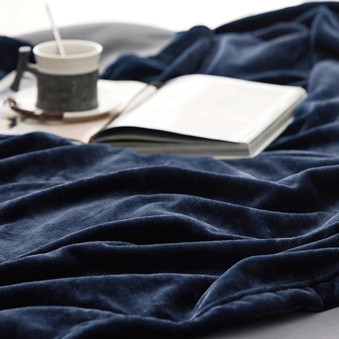 Bedsure GentleSoft Fleece Bed Blankets Full Size Navy - Soft Lightweight Plush Fuzzy Cozy Luxury Blanket Microfiber, 84x90 inches