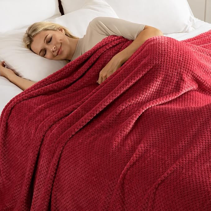 Exclusivo Mezcla Fleece Bed Blanket King Size, Super Soft and Warm Blankets for Couch, Sofa and Bed Waffle Textured, Cozy, Fuzzy and Lightweight (Deep Red, 90x104 Inches)