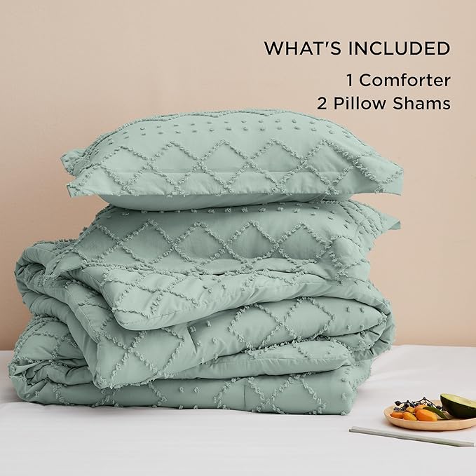 Bedsure California King Comforter Set - Sage Green Comforter, Boho Tufted Shabby Chic Bedding for Kids, 3 Pieces Vintage Farmhouse Bed Set for All Seasons, Fluffy Soft Bedding with 2 Pillow Shams
