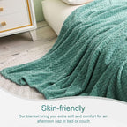 Exclusivo Mezcla Fleece King Size Blanket for Bed, 90x104 Inches Soft Cozy Jacquard Flannel Blankets, Lightweight Fuzzy Plush Warm for Winter, Celadon