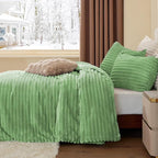 BEDELITE Fleece California King Comforter Set -Super Soft & Warm Fluffy Green Bedding, Luxury Fuzzy Heavy Bed Set for Winter with 2 Pillow Cases