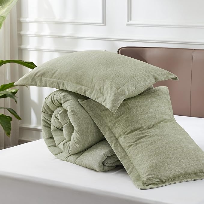 Bedsure Twin/Twin XL Comforter Set - Olive Green Soft Bedding for All Seasons, Cationic Dyed Bed Set, 2 Pieces, 1 Twin Size Comforter (68"x88") and 1 Pillow Sham (20"x26"+2")