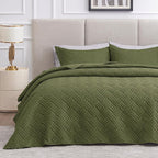 Love's cabin King Size Quilt Bedding Set Olive Green Bedspreads - Bed Summer Lightweight Bedspread Comforter - Wave Pattern Bedding Coverlet for All Season - 3 Pieces (1 Quilt, 2 Pillow Shams)