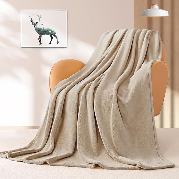 BEAUTEX Fleece Blanket King Size Super Soft Flannel Throw Blanket Lightweight Fuzzy Plush Blanket for Couch Sofa or Bed All Seasons (Ivory, 108" x 90")