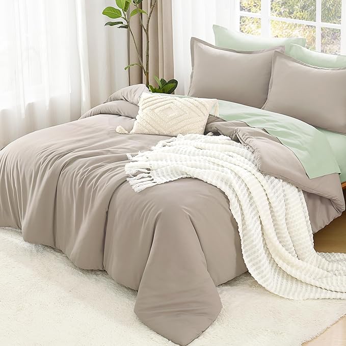 Litanika Oversized King Comforters Oatmeal Super King Size, 3 Pieces Lightweight Solid Bedding Comforter Set, All Season Fluffy Bed Set (120x120In Comforter & 2 Pillowcases)