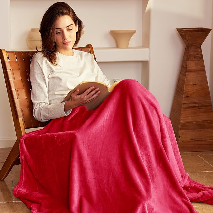 Exclusivo Mezcla Fleece Blanket Twin Size for Bed, Super Soft and Warm, All Season Use, Cozy, Plush, Lightweight, 60x80 Inches Red