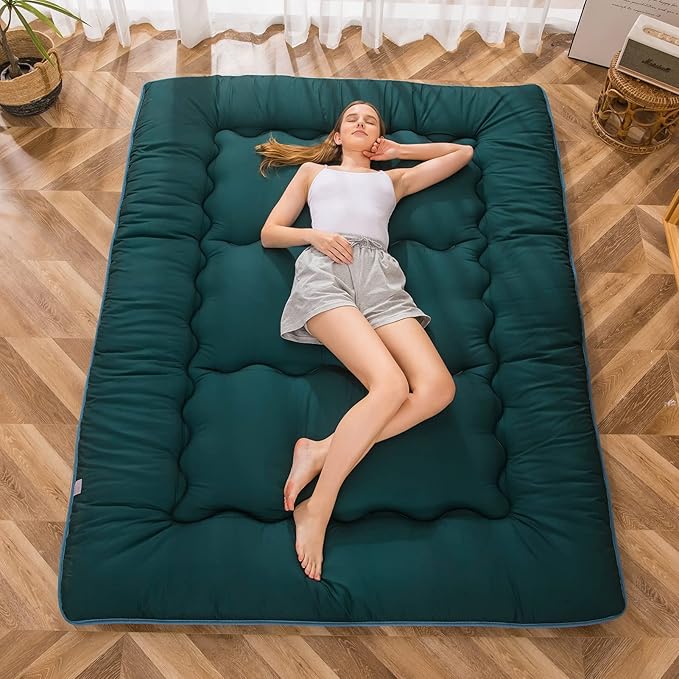 MAXYOYO Japanese Floor Mattress Futon Mattress, Thicken Sleeping Pad Foldable Roll Up Floor Futon for Adults Tatami Mat Dormitory Bed Lounger, Dark Green, Queen Size