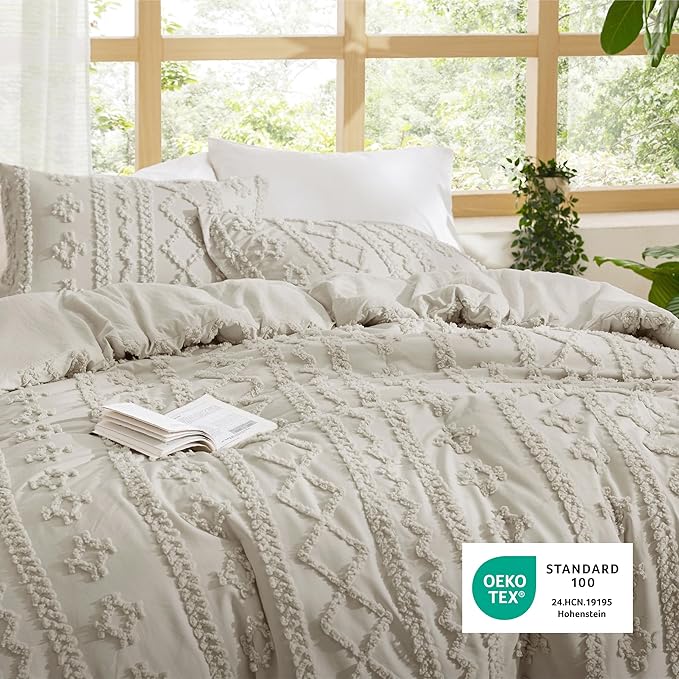 Bedsure Tufted Boho Comforter Set Queen Size - Linen Boho Bed Set, GentleSoft™ 3 Pieces Farmhouse Shabby Chic Embroidery Bedding, Gifts for Woman, Soft Jacquard Queen Comforter for All Seasons