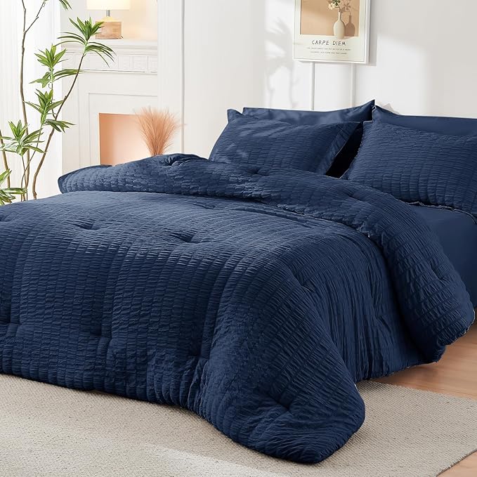 HYMOKEGE Navy Blue Queen Comforter Set Seersucker 7 Pieces, All Season Luxury Bed in a Bag for Bedroom, Bedding Set with Comforters, Sheets, Pillowcases & Shams