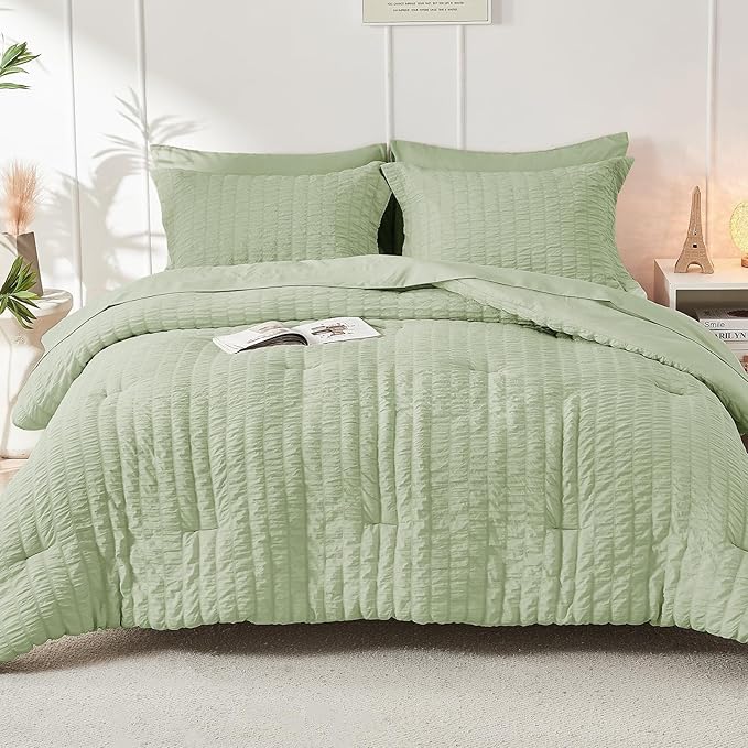 HYMOKEGE Light Green California King Comforter Set Seersucker 7 Pieces, All Season Luxury Bed in a Bag for Bedroom, Bedding Set with Comforters, Sheets, Pillowcases & Shams