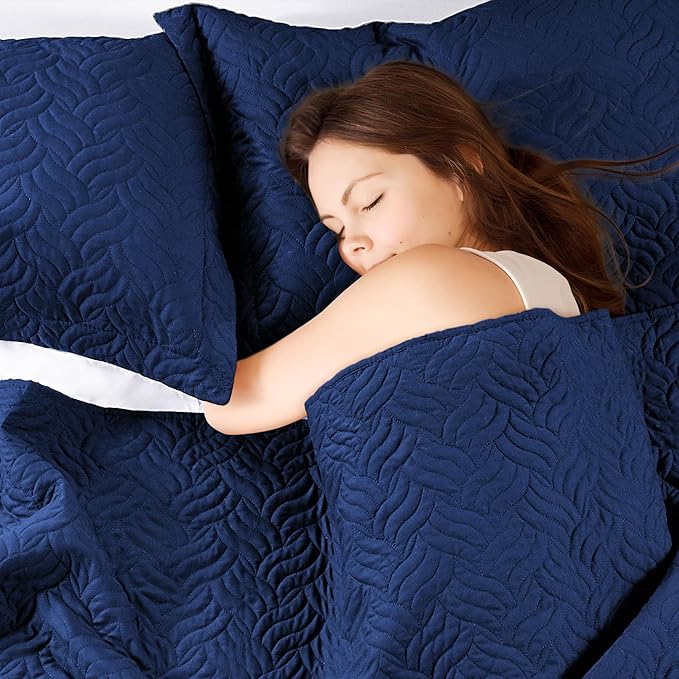 Love's cabin Twin Quilt Set Navy Blue Bedspreads - Soft Bed Summer Lightweight Bedspread Comforter - Modern Style Wave Pattern Coverlet for All Season - 2 Pieces (1 Quilt, 1 Pillow Sham)