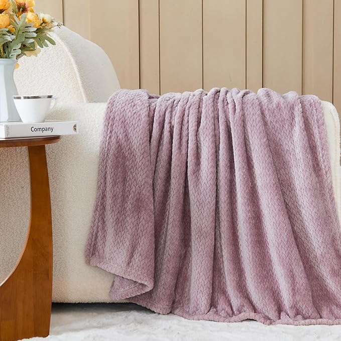 NEWCOSPLAY Super Soft Queen Blanket Light Purple Premium Silky Flannel Fleece Leaves Pattern Lightweight Bed Blanket All Season Use (Light Purple, Queen(90"x90"))