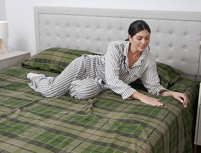 RUVANTI Flannel Sheets Twin Size - 100% Cotton Double Brushed Twin Sheets Set, Deep Pockets 16 Inches, All Seasons Breathable & Extra Soft Bed Sheets, Warm & Cozy, 3 Piece, DNA Plaid