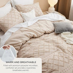 Bedsure Queen Comforter Set - Warm Tan Comforter, Boho Tufted Shabby Chic Bedding for Kids, 3 Pieces Vintage Farmhouse Bed Set for All Seasons, Fluffy Soft Bedding with 2 Pillow Shams
