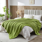 NEWCOSPLAY Super Soft Queen Blanket Green Premium Silky Flannel Fleece Leaves Pattern Lightweight Bed Blanket All Season Use (Green, Queen(90"x90"))
