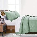Love's cabin California King Size Quilt Bedding Set Sage Bedspreads - Cal King Summer Lightweight Bedspread Comforter - Coin Pattern Coverlet for All Season - 3 Pieces (1 Quilt, 2 Pillow Shams)