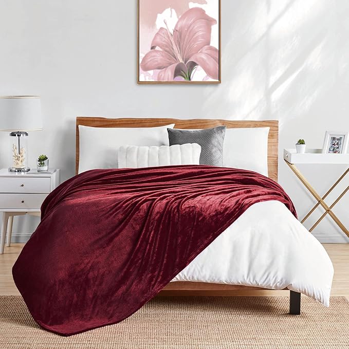 Walensee Fleece Blanket Plush Throw Fuzzy Lightweight (XL-Twin Size 66x90 Burgundy Red) Super Soft Microfiber Flannel Blankets for Couch, Bed, Sofa Ultra Luxurious Warm and Cozy for All Seasons