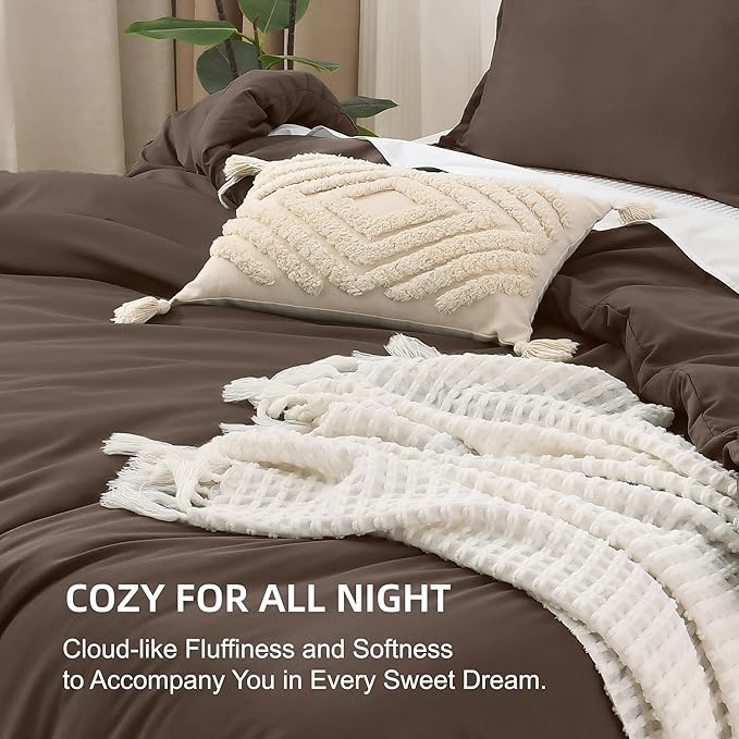 Litanika Comforters Queen Size Chocolate, 3 Pieces Lightweight Solid Bedding Set & Collections, All Season Fluffy Bed Set (90x90 Inches Comforter & 2 Pillowcases)